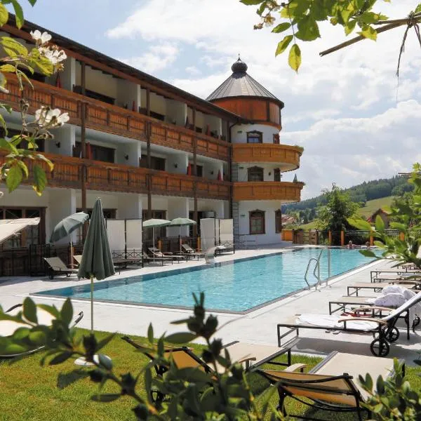 Wellness Hotel Bayerischer Hof, hotel em Rimbach