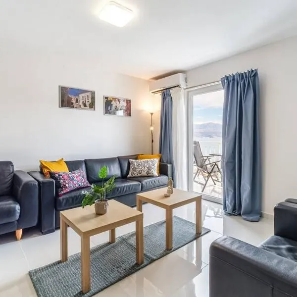 Luka 2 SEA&Beach front apartment, hotel v destinaci Mirce
