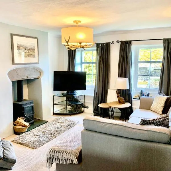 Quirky Cottage, Cosy Grade II listed 2 bed apartment Troutbeck Bridge, khách sạn ở Windermere