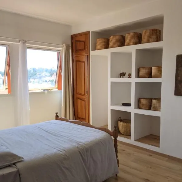 Appartement de charme Chez Soa, hotel in Antananarivo