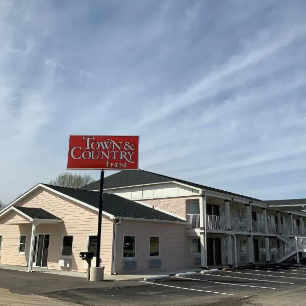 Town & Country Inn, hotel em Edwardsville