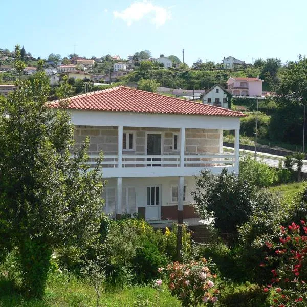 Maria João, hotel in Paredes de Coura