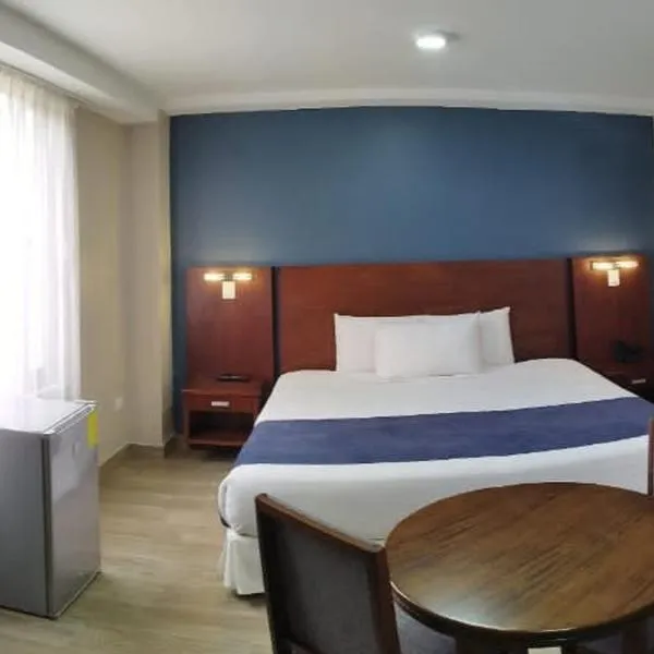 Hotel San Agustin Plaza, hotell sihtkohas Latacunga