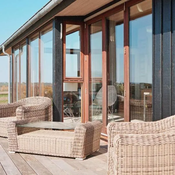 8 person holiday home in Store Fuglede-By Traum, hotell i Store Fuglede