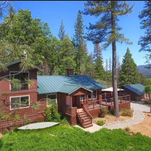 Uncle Grizz's Cabin...get intouch with nature, hotel v destinaci Bass Lake Annex