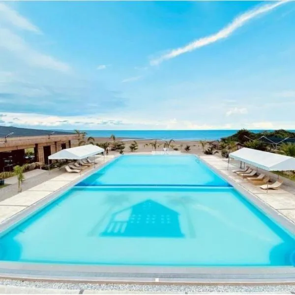 LaSersita Casitas and Water Spa Beach Resort by Cocotel, hotel v destinaci Balugo
