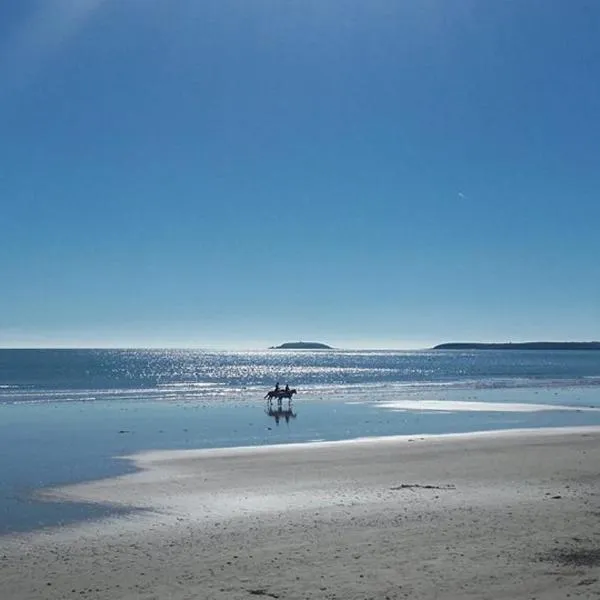 Views of Youghal Bay, hotel v destinaci Youghal