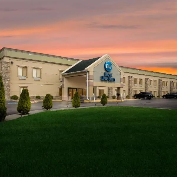Best Western Crossroads Inn, hotell sihtkohas Schererville