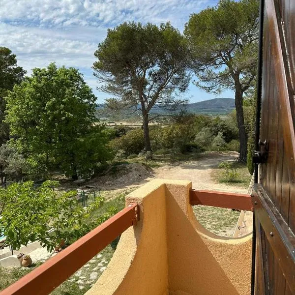 Les Cigales, hotel en Villelaure