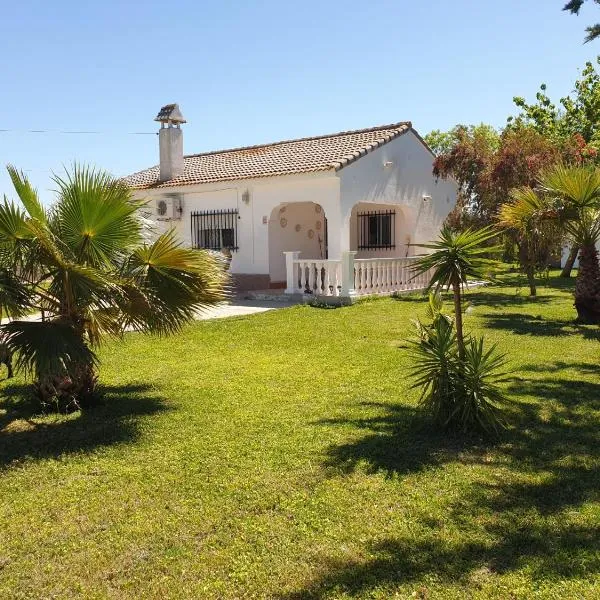 Casa Francesca, 90 m2, jardin de 1500m2, Hotel in Hozanejos