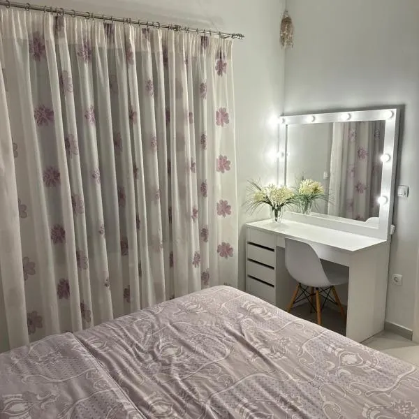 A&A Apartment, hotell sihtkohas Piraeus