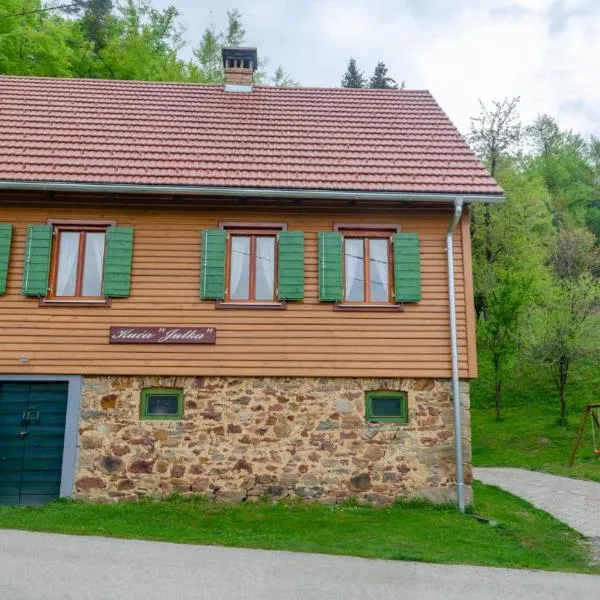 Kuća za odmor ''Julka'', hotel in Plešce