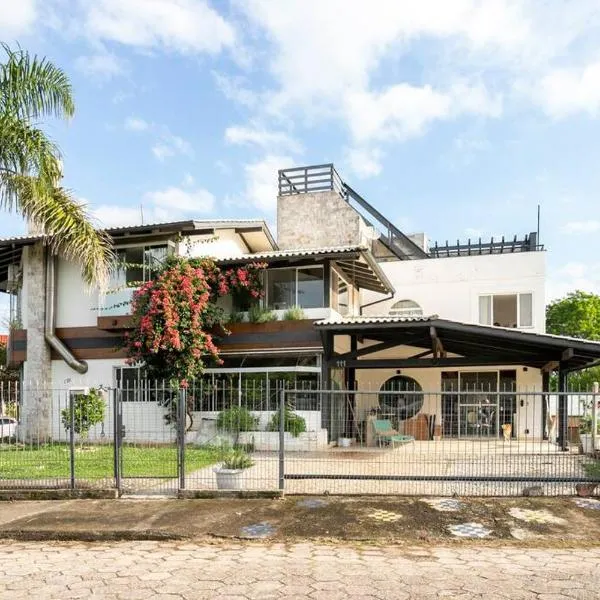Patz Houz Hostel, hotel v destinaci Florianópolis