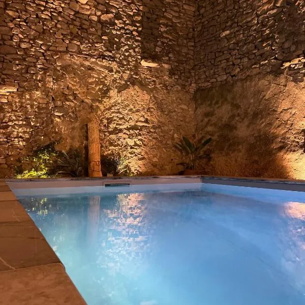 La Maison du Puits B&B Minervois, hotel em Cesseras