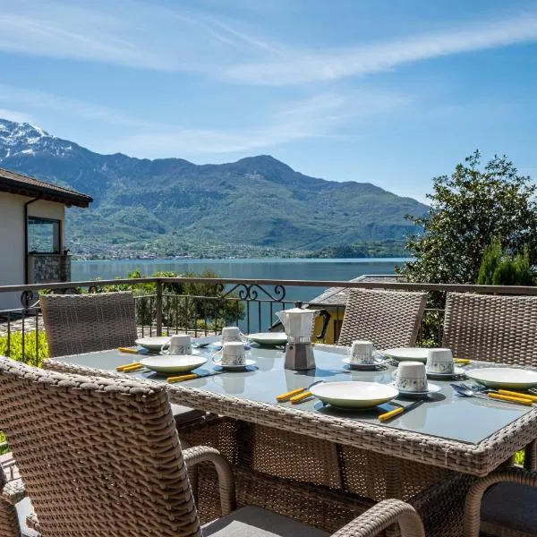 Lake view apartment with balcony and parking - Larihome A25, hôtel à Gera Lario