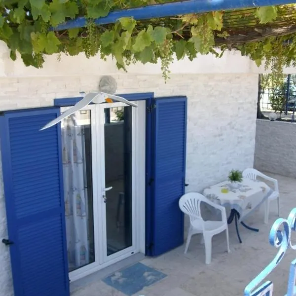 Rudi Studios, hotel v destinaci Sarti