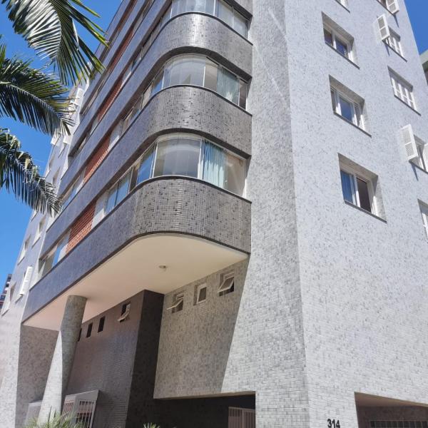Apto 3 Dormitórios, 2 Vagas, Completíssimo, Central, próx Mar