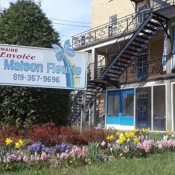 MHotel Domaine l'Envolée- Maison Fleurie, ξενοδοχείο σε Victoriaville