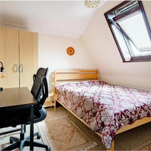 Double room 2 mins from station, hotel i Belvedere