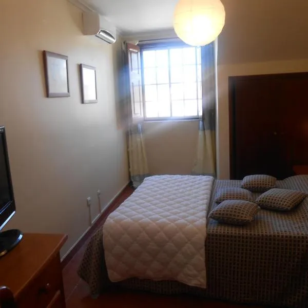 Apartamentos Turisticos Queluz, hotel em Queluz