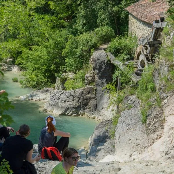 Traditional Stone House Kotli, hotel in Sveti Donat