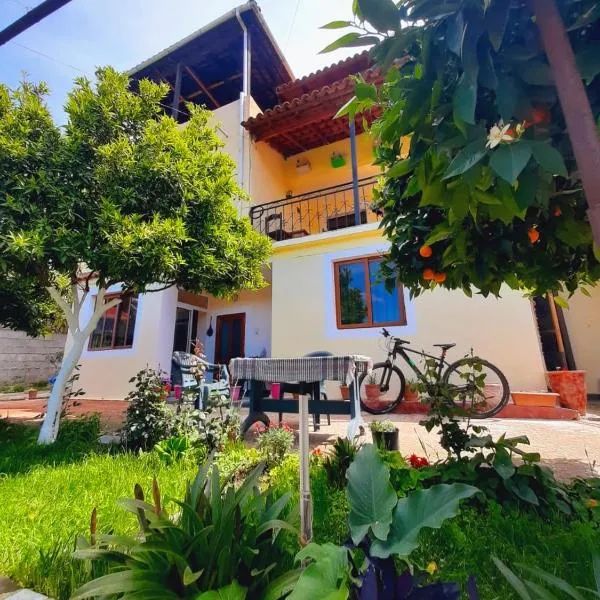 Guest House Noah&Kristel, hotel v destinaci Berat
