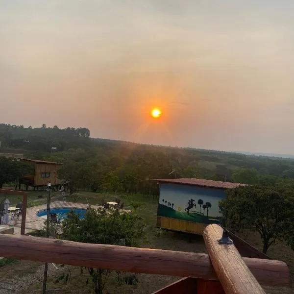 GLAMPING Y CABAÑAS EL MANÁ, hotel in Villanueva