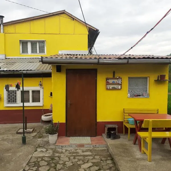 Yellow fairy tale, hotel v destinaci Visoko