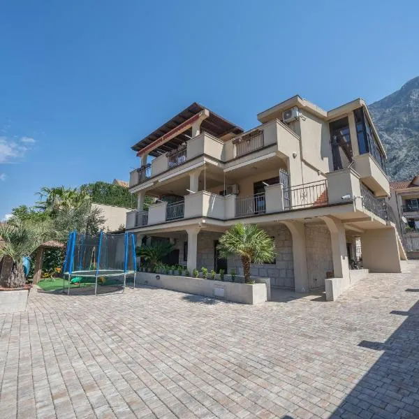 Apartments Milunović, hotel in Kotor
