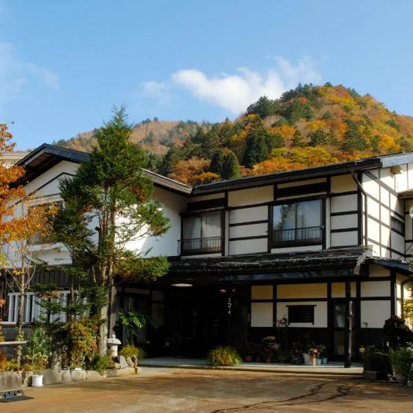Tsuyukusa, hotel v destinaci Takajama