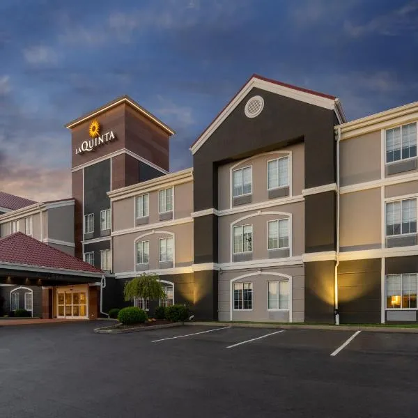 La Quinta by Wyndham Lexington South / Hamburg, hotel di Winchester