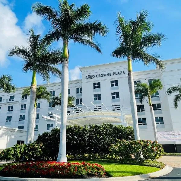 Crowne Plaza Ft Myers Gulf Coast by IHG, khách sạn ở Fort Myers