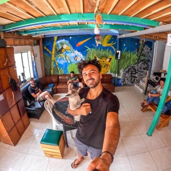 Hostal Música y Arte, hotel v destinaci San Agustín