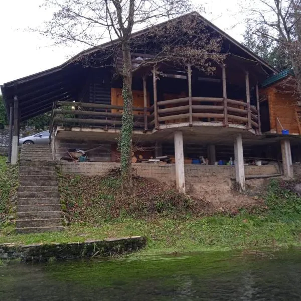 Vikendica Ribnik, hotel in Ključ