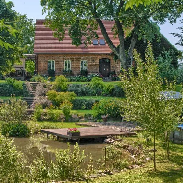 Stara Szkola Trzcin 20, hotel v destinaci Trzcin