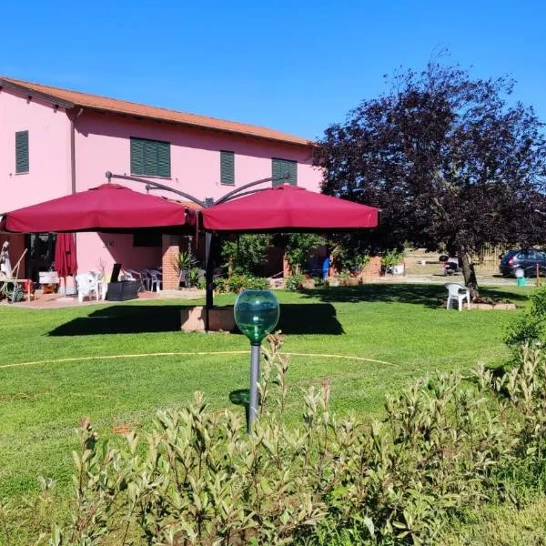 Agriturismo Calendiluna, hotel in Luni