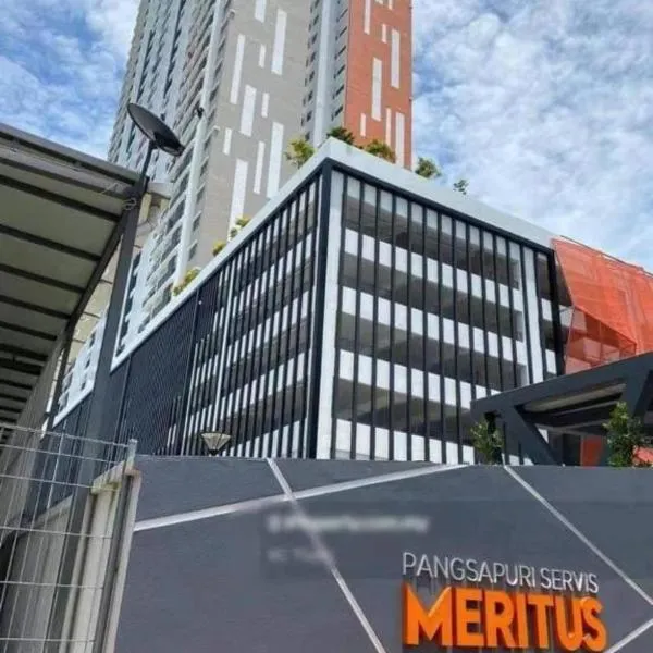 JOVIAL Modern Cozy Homestay `Meritus Perai, hotel v destinaci Perai