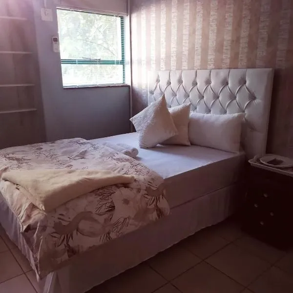 66 Anglers Rod Guesthouse, hotel v destinaci Richards Bay