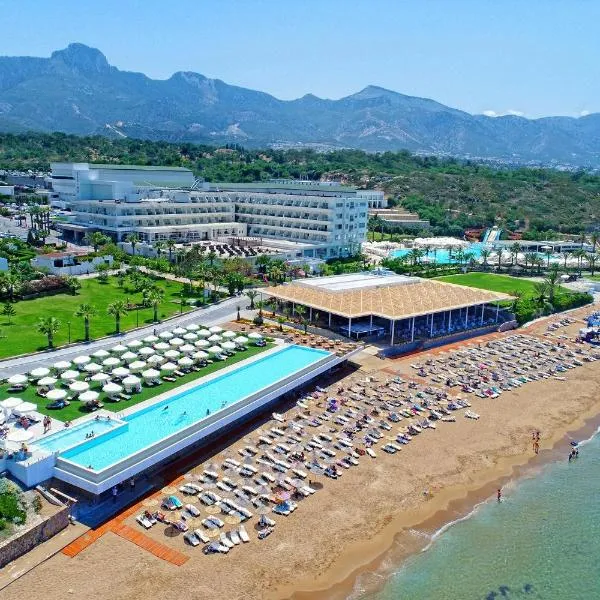 Acapulco Resort Hotel, hotel Ájosz Jeórjoszban