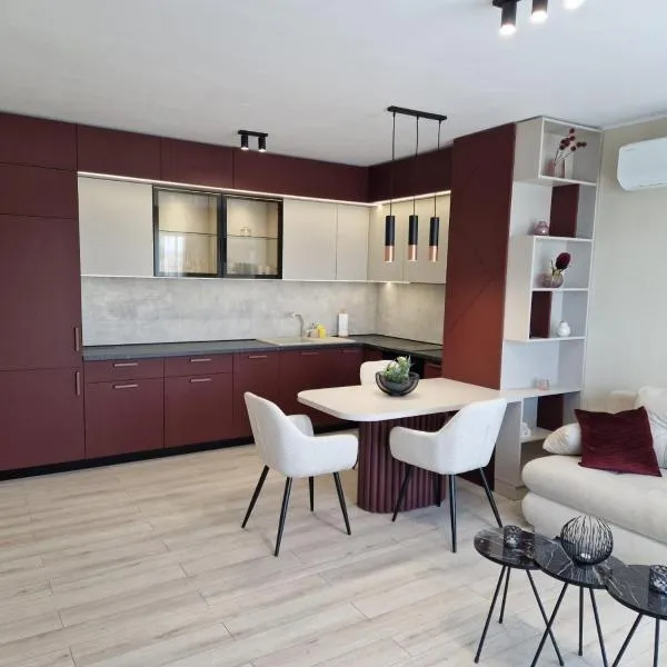 PAPAYA APARTMENTS, ξενοδοχείο στη Βάρνα