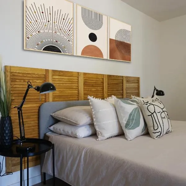 Club Tropicana Boutique Apartments, hotel v destinaci San Felice Circeo