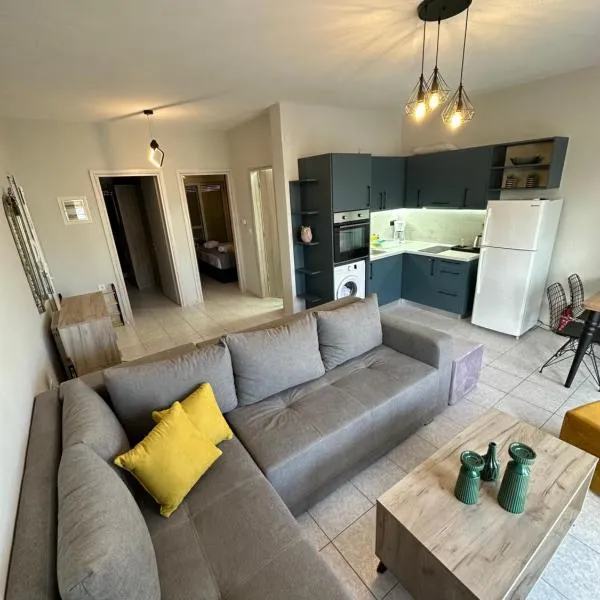 네아 페라모스에 위치한 호텔 MosHouse Apartment ! 2 Bedrooms Apartment!!