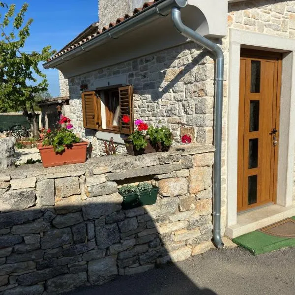 Casa Borgo, hotel in Bale