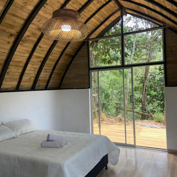 Glamping A-MAR, hotel en Cocorná