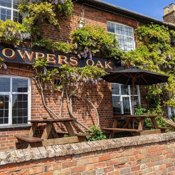 Cowpers Oak, hotel a Turvey