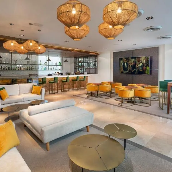 Antera Hotel & Residences, hotel in Playa del Carmen