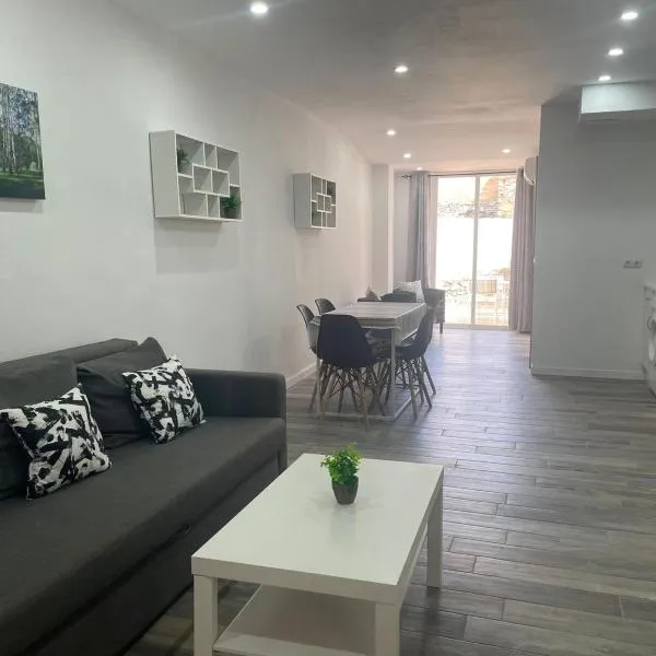 Piso en el centro del Vendrell. Alojamiento entero., hotel El Vendrellben