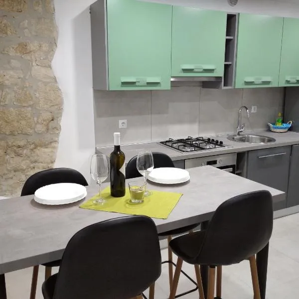 Apartman Lari, hotel v destinaci Vižinada