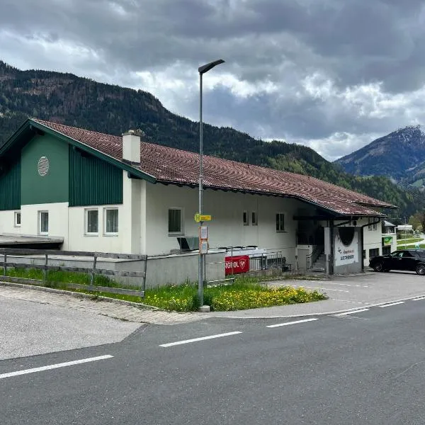 Haus Gletscherblick, hotel a Flattach