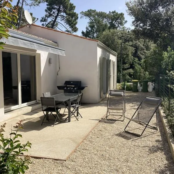 Maison Île d'Oléron - Proche plage, hotel in Grand-Village-Plage